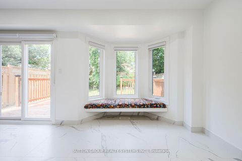 Photo 16 at 2029 Westmount Drive, WM Westmount, Oakville