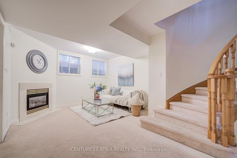 Photo 5 at 108 - 190 Harding Boulevard W, North Richvale, Richmond Hill