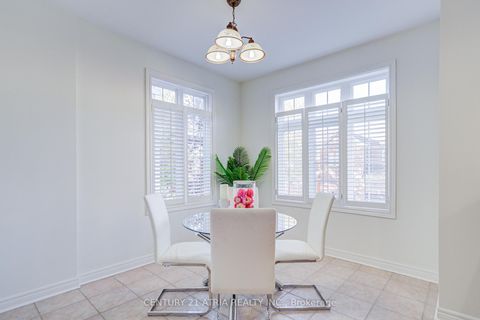 Photo 22 at 108 - 190 Harding Boulevard W, North Richvale, Richmond Hill