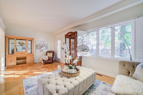 Photo 27 at 108 - 190 Harding Boulevard W, North Richvale, Richmond Hill