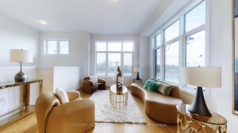 Photo 5 at 104 Lunay Drive, Rural Richmond Hill, Richmond Hill