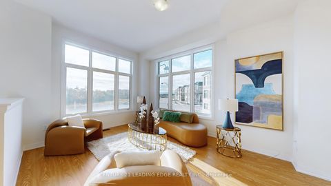 Photo 7 at 104 Lunay Drive, Rural Richmond Hill, Richmond Hill