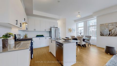 Photo 17 at 104 Lunay Drive, Rural Richmond Hill, Richmond Hill