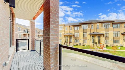 Photo 20 at 104 Lunay Drive, Rural Richmond Hill, Richmond Hill