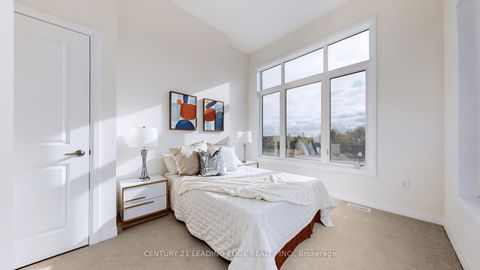 Photo 28 at 104 Lunay Drive, Rural Richmond Hill, Richmond Hill