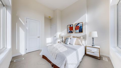 Photo 29 at 104 Lunay Drive, Rural Richmond Hill, Richmond Hill