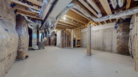 Photo 32 at 104 Lunay Drive, Rural Richmond Hill, Richmond Hill