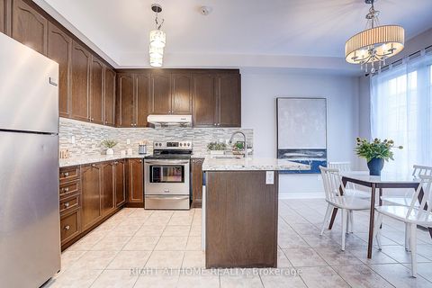 Photo 17 at 15 - 151 Silverwood Avenue, Devonsleigh, Richmond Hill