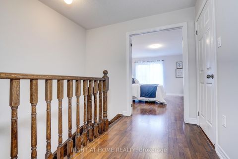 Photo 22 at 15 - 151 Silverwood Avenue, Devonsleigh, Richmond Hill