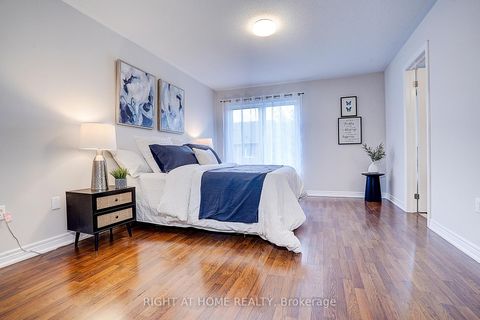 Photo 24 at 15 - 151 Silverwood Avenue, Devonsleigh, Richmond Hill