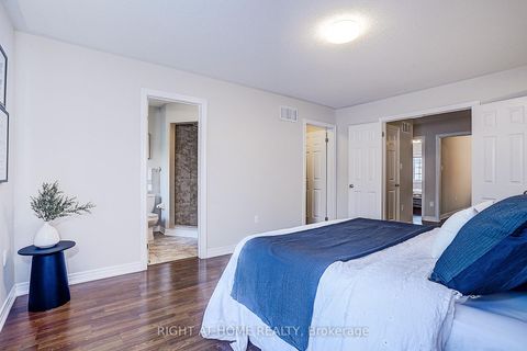 Photo 26 at 15 - 151 Silverwood Avenue, Devonsleigh, Richmond Hill