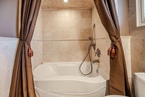 Photo 22 at 260 Mathewson Street, Maple, Vaughan