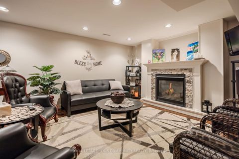 Photo 30 at 260 Mathewson Street, Maple, Vaughan