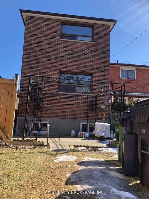 Photo 12 at 596 Glenholme Avenue, Oakwood Village, Toronto