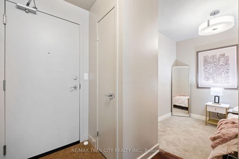 Photo 1 at 201 - 81 Navy Wharf Court, Waterfront Communities C1, Toronto