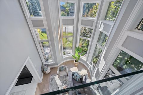 Photo 32 at 14 Westglen Crescent, City Centre West, Toronto