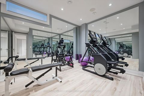 Photo 40 at 14 Westglen Crescent, City Centre West, Toronto