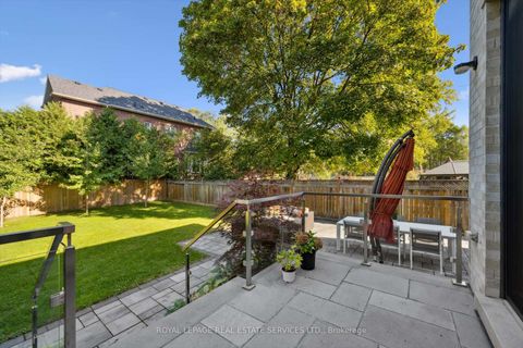 Photo 44 at 14 Westglen Crescent, City Centre West, Toronto