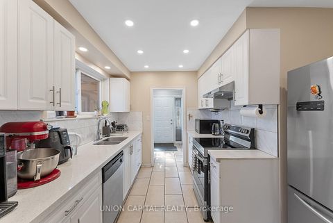 Photo 11 at 37 Callowhill Drive, Richview, Toronto Photo 11 at 37 Callowhill Drive, Richview, Toronto