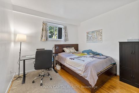 Photo 26 at 37 Callowhill Drive, Richview, Toronto Photo 26 at 37 Callowhill Drive, Richview, Toronto