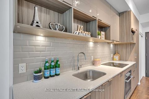 Photo 10 at 207 - 52 Forest Manor Road, Henry Farm, Toronto