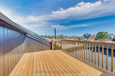 Photo 25 at 21 Rolyat Street, Bellwoods, Toronto