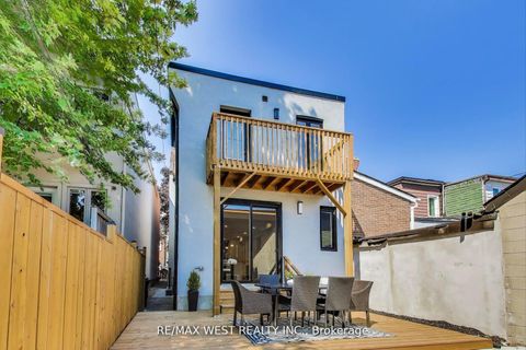 Photo 42 at 21 Rolyat Street, Bellwoods, Toronto