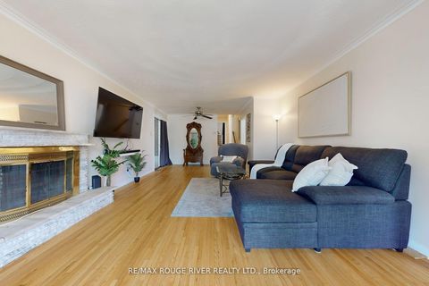 Photo 6 at 18 Darlingside Drive, West Hill, Toronto Photo 6 at 18 Darlingside Drive, West Hill, Toronto