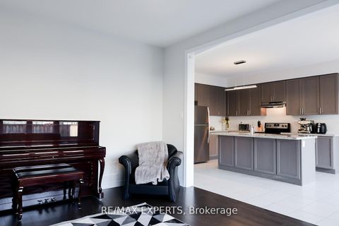 Photo 8 at 1426 Farrow Crescent, Alcona, Innisfil