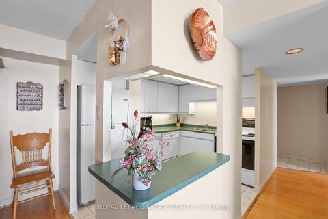 Photo 7 at 1003 - 1093 Kingston Road S, Cliffside, Toronto