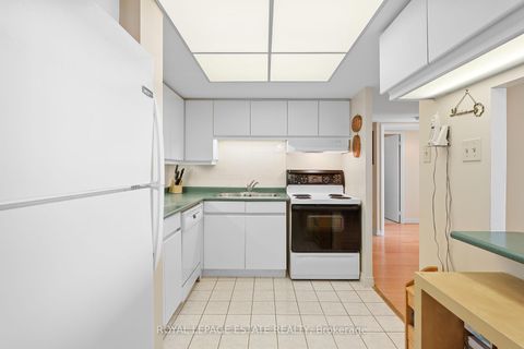 Photo 8 at 1003 - 1093 Kingston Road S, Cliffside, Toronto