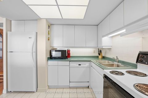 Photo 9 at 1003 - 1093 Kingston Road S, Cliffside, Toronto