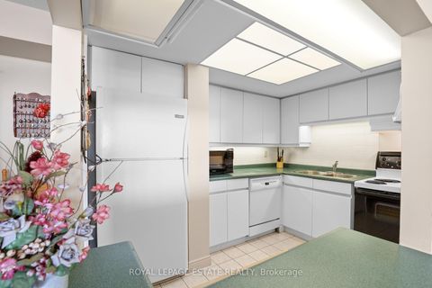 Photo 10 at 1003 - 1093 Kingston Road S, Cliffside, Toronto