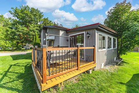 Photo 11 at 15 Riverview Circle, Rural Innisfil, Innisfil Photo 11 at 15 Riverview Circle, Rural Innisfil, Innisfil