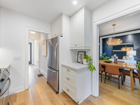 Photo 11 at 54 Avonlea Boulevard, Crescent Town, Toronto