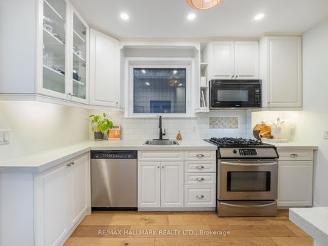 Photo 12 at 54 Avonlea Boulevard, Crescent Town, Toronto