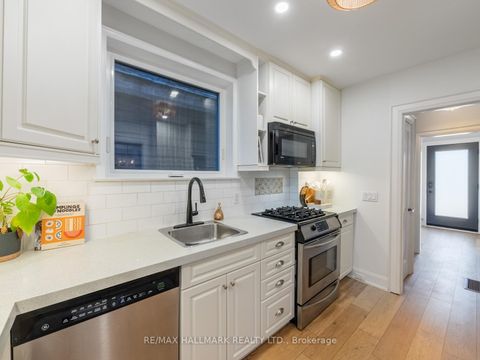 Photo 15 at 54 Avonlea Boulevard, Crescent Town, Toronto Photo 15 at 54 Avonlea Boulevard, Crescent Town, Toronto