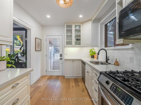 Photo 16 at 54 Avonlea Boulevard, Crescent Town, Toronto