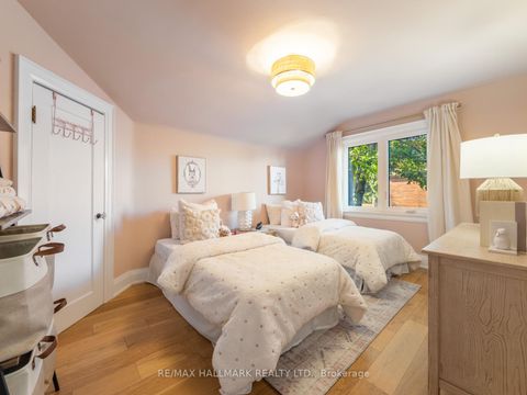 Photo 21 at 54 Avonlea Boulevard, Crescent Town, Toronto