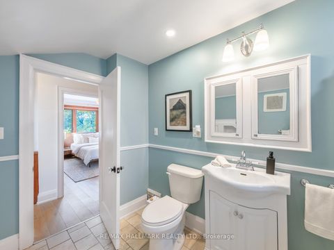 Photo 24 at 54 Avonlea Boulevard, Crescent Town, Toronto Photo 24 at 54 Avonlea Boulevard, Crescent Town, Toronto