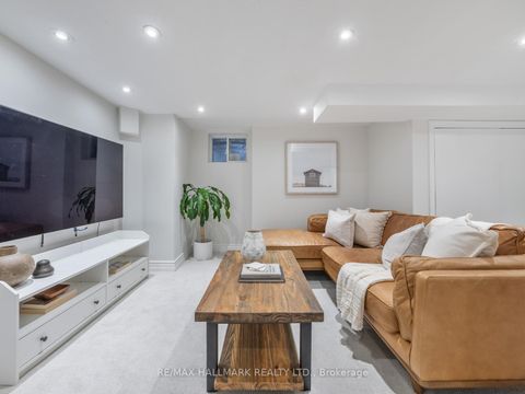 Photo 26 at 54 Avonlea Boulevard, Crescent Town, Toronto