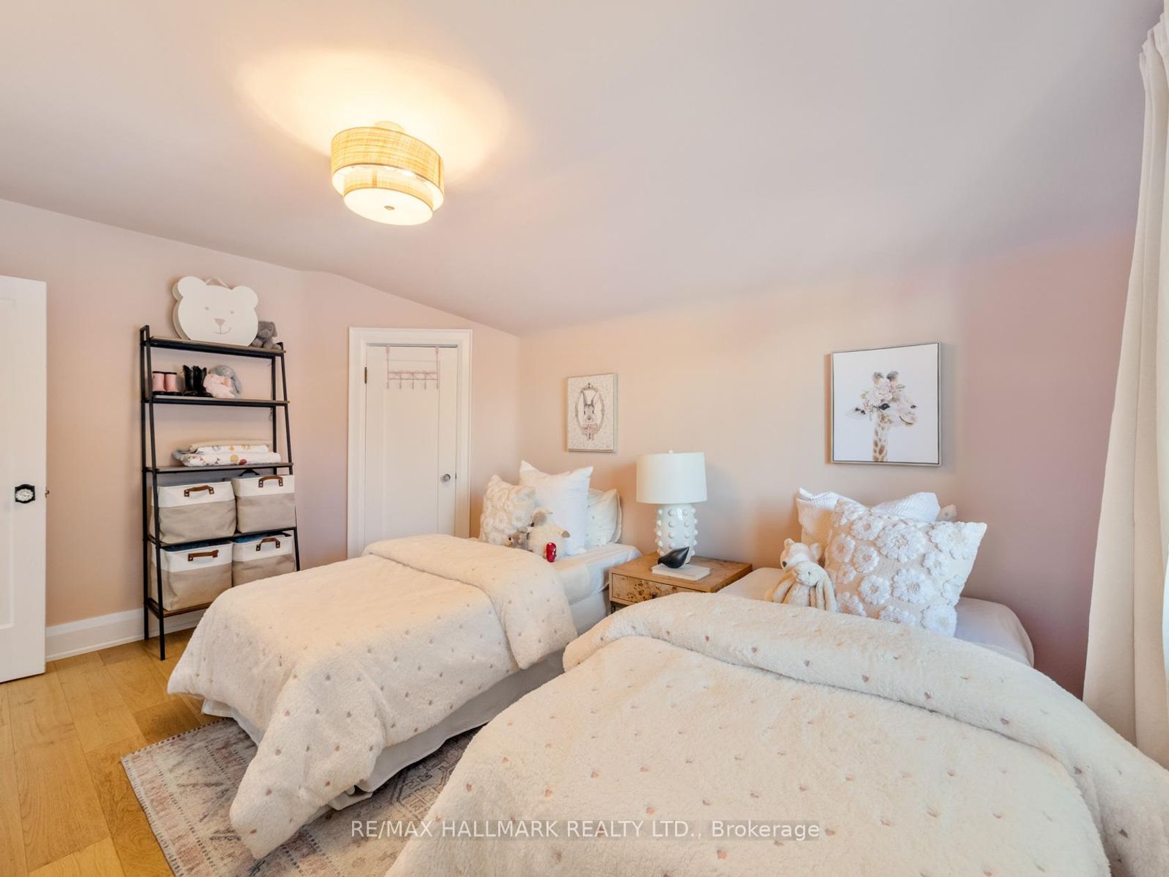 Photo 22 at 54 Avonlea Boulevard, Crescent Town, Toronto Photo 22 at 54 Avonlea Boulevard, Crescent Town, Toronto
