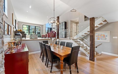 Photo 14 at 12 Glenview Drive, Aurora Highlands, Aurora