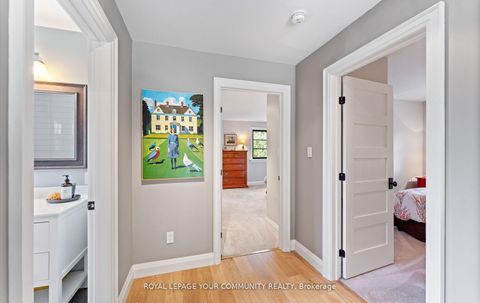 Photo 16 at 12 Glenview Drive, Aurora Highlands, Aurora