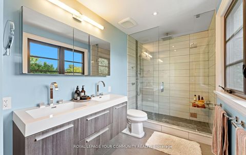 Photo 21 at 12 Glenview Drive, Aurora Highlands, Aurora