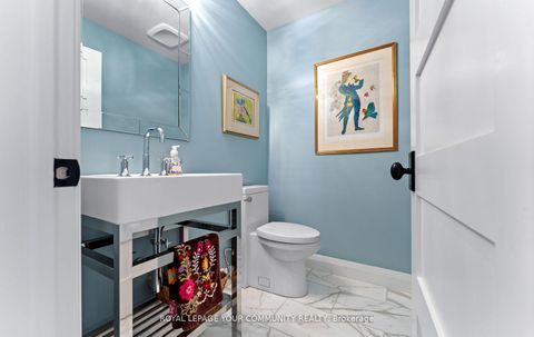 Photo 24 at 12 Glenview Drive, Aurora Highlands, Aurora