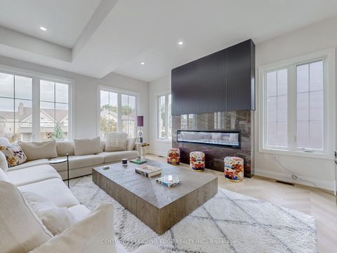 Photo 4 at 31 Naughton Drive, Westbrook, Richmond Hill