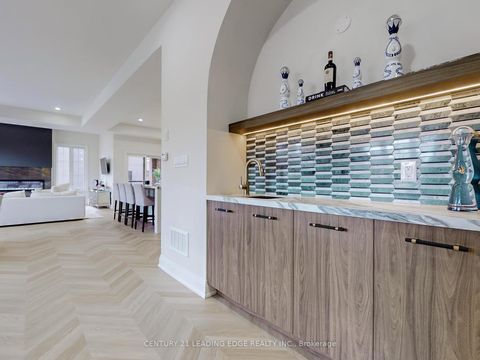 Photo 13 at 31 Naughton Drive, Westbrook, Richmond Hill