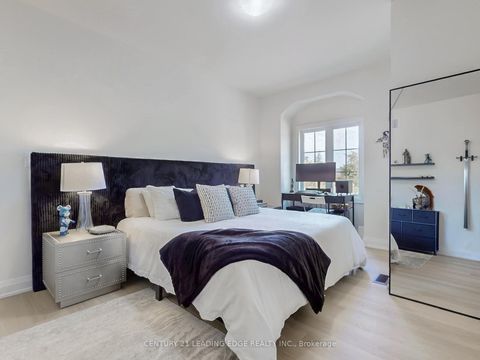 Photo 26 at 31 Naughton Drive, Westbrook, Richmond Hill