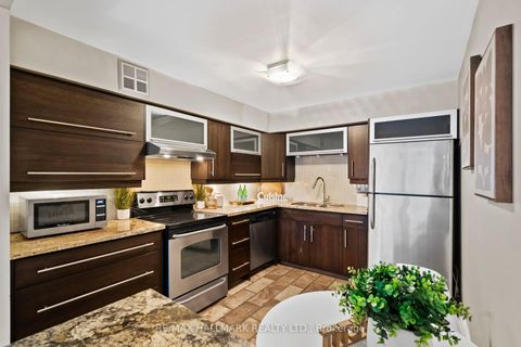 Photo 14 at TH 15 - 260 Heath Street W, Forest Hill South, Toronto
